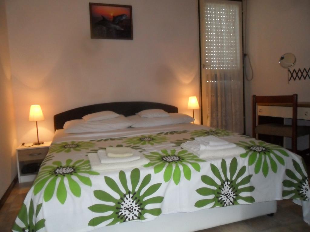 Apartments Batovanja سبليت المظهر الخارجي الصورة